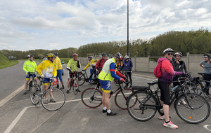 Hommage des cyclotouristes